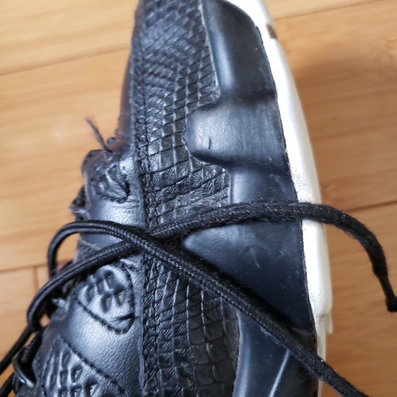 Black Red White Preowned Jordans - Picture 6 of 8